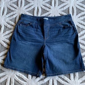 Croft&Barrow Pull-on Bermuda Shorts size 18 average